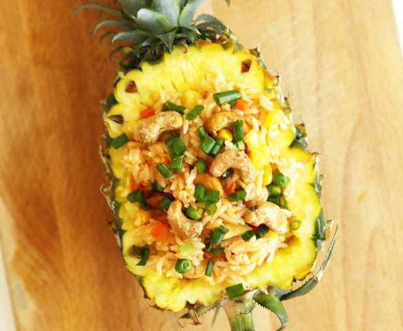 冬阴功菠萝炒饭