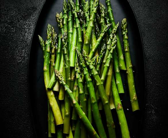 Steamed Asparagus
