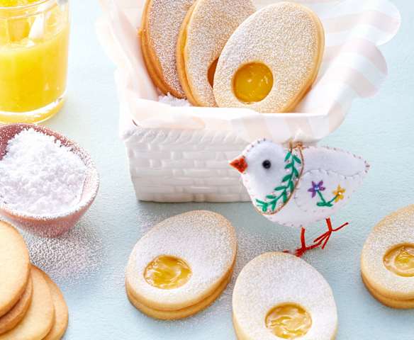 Sugar Cookies with Lemon Curd