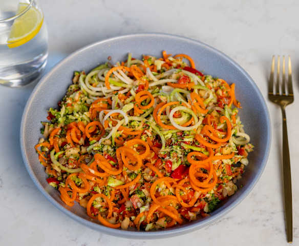 Spiralized Rainbow Salad