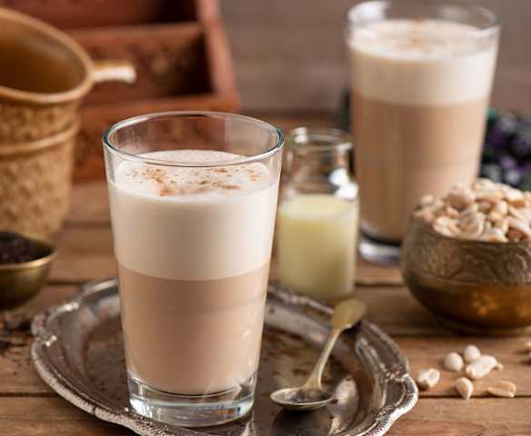 Gorąca herbata z mlekiem po malezyjsku