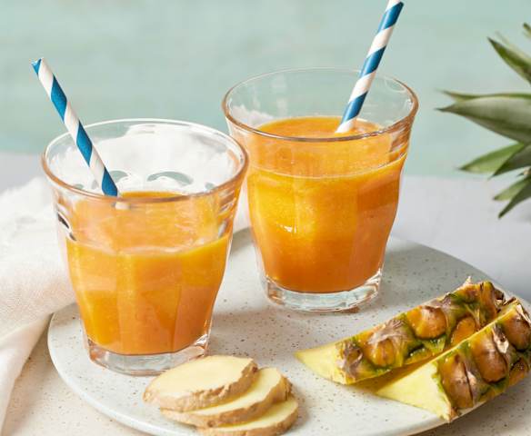 Möhren-Ananas-Smoothie mit Ingwer