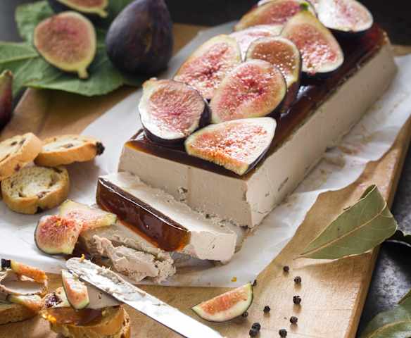 Paté de higaditos al oporto con higos