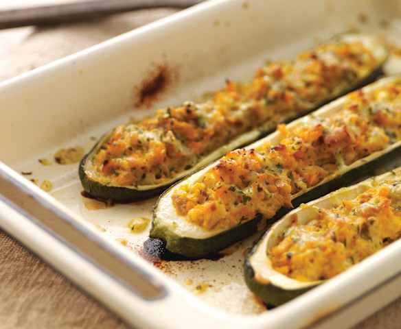 Curgetes recheadas com atum