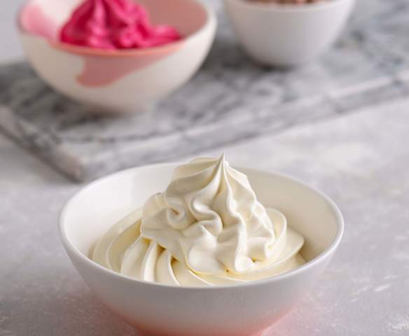 Masa maślana z mlekiem w proszku do dekoracji tortów