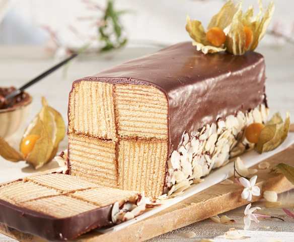Baumkuchen con cobertura de chocolate