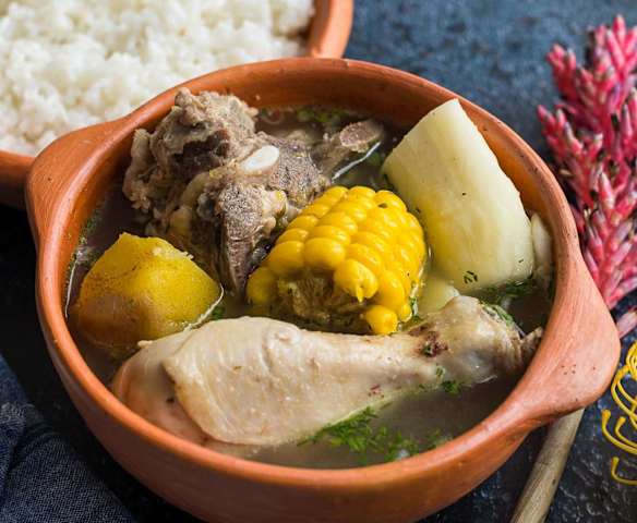 Sancocho de costilla y pollo