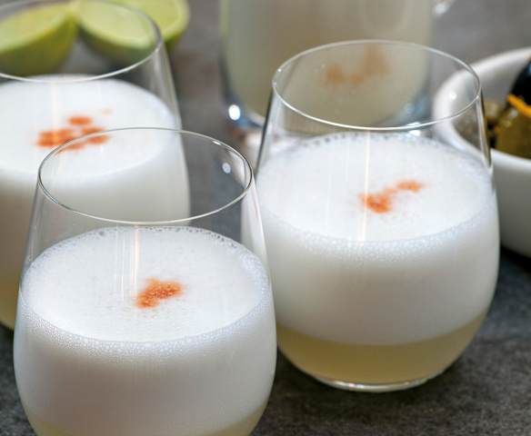 Cóctel pisco sour Cóctel pisco sour
