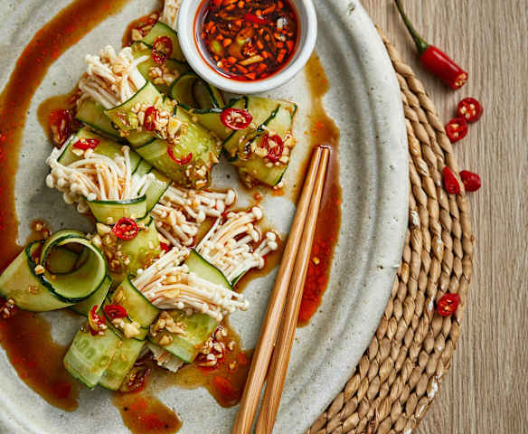 爽口黄瓜金针菇卷