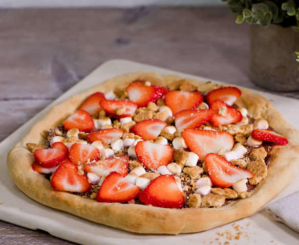 S'mores Strawberry Dessert Pizza
