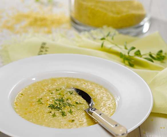 Jáhlová polévka se zeleninou