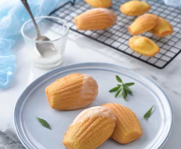 法式檸檬瑪德蓮蛋糕