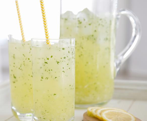 Λεμονάδα με δυόσμο