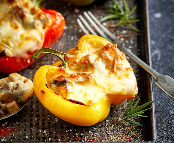 缤纷牛肉彩椒芝士杯