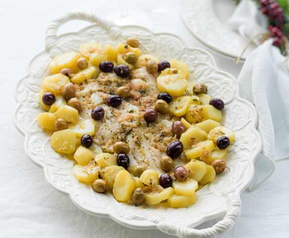 Bacalhau fresco a vapor com molho de azeite e limão
