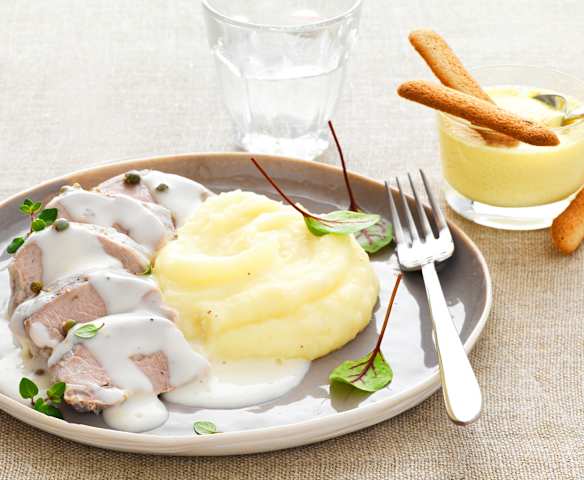 Filet mignon de porc au poivre, purée de pomme de terre, petit pot de crème au citron-cardamome