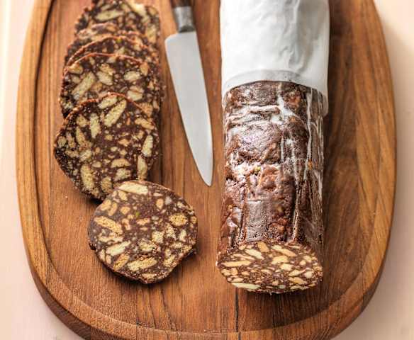 Salame di cioccolato (chocolate salami)