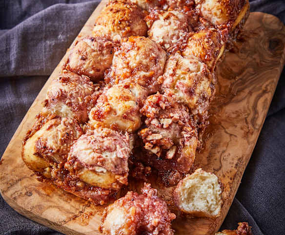 Pastel de bolas con levadura