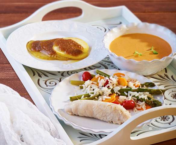 Crema de verduras, arroz con pescado y crumble de manzana para dos