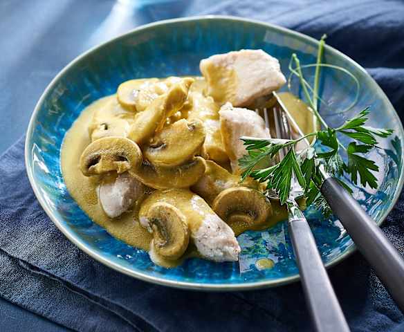 Pollo con salsa cremosa de verduras