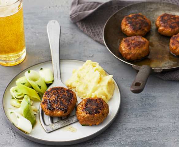 Kürbis-Frikadellen mit Butter-Lauch