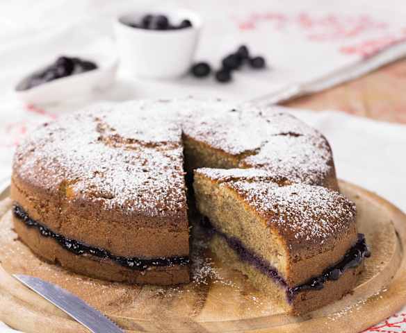 Torta di grano saraceno e mele con confettura di mirtilli