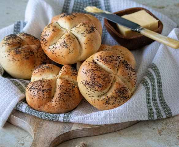 Cheat's Kaiser rolls