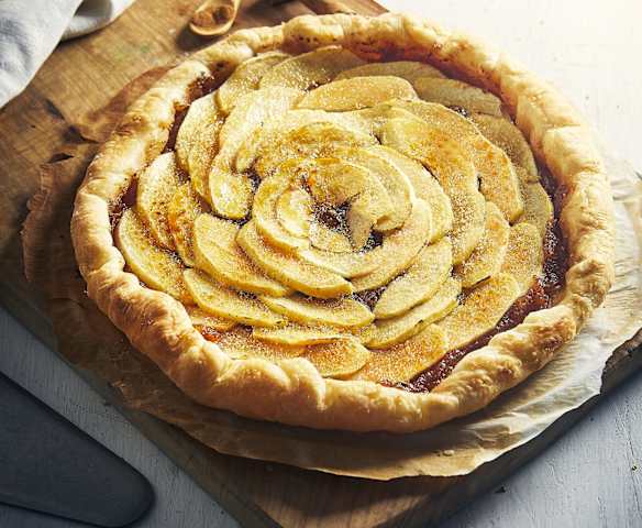 Torta sfoglia alle mele Torta sfoglia alle mele