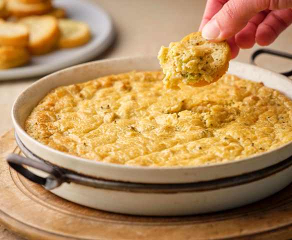 Creamy Vegan Hot Broccoli Dip