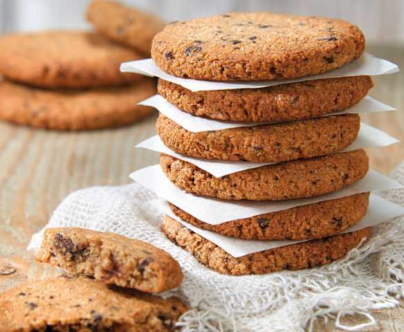 Almond, Coconut and Chocolate Biscuits (No Added Sugar) Almond, Coconut and Chocolate Biscuits (No Added Sugar)