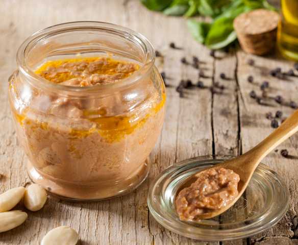 Pesto alla siciliana