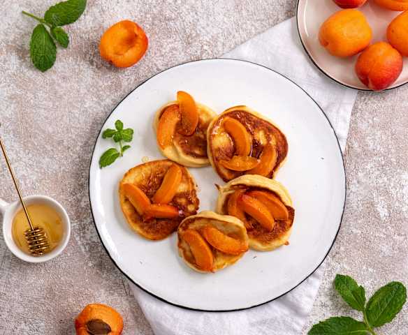 Proteinowe placki z owocami