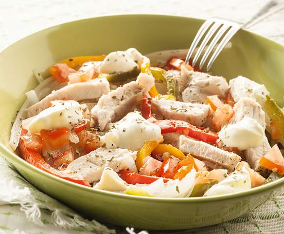 Chicken, Pepper and Steamed Vegetable Salad