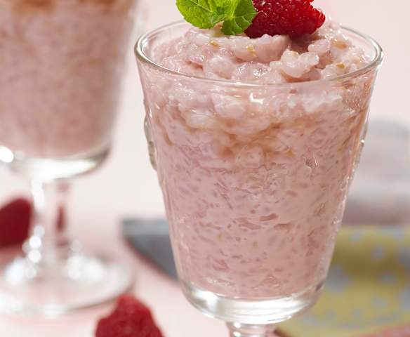 Sladká rýže s malinami