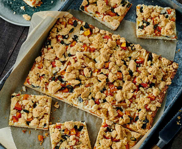 Kürbis-Apfel-Streuselkuchen