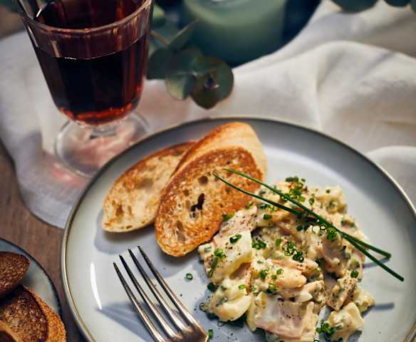 Eiersalat mit Putenbrust