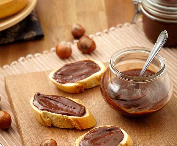 Čokoládovo-oříšková pomazánka
