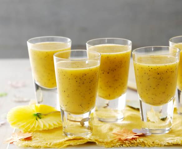 Tropischer Cocktail