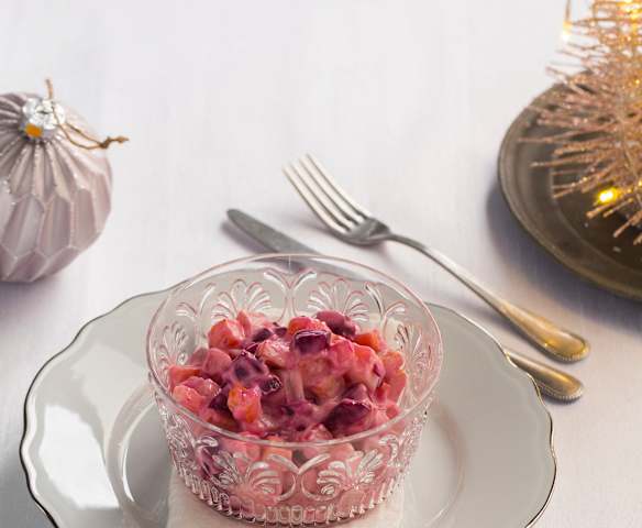 Insalata russa di rape rosse e maionese allo zenzero