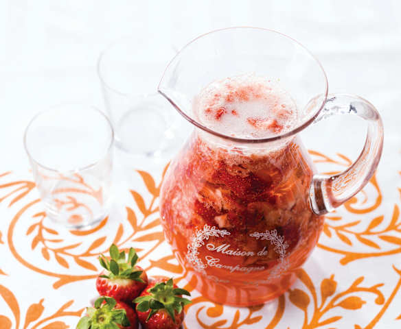 Sangria de champanhe e morango