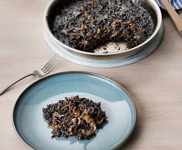 Arroz negro con calamares