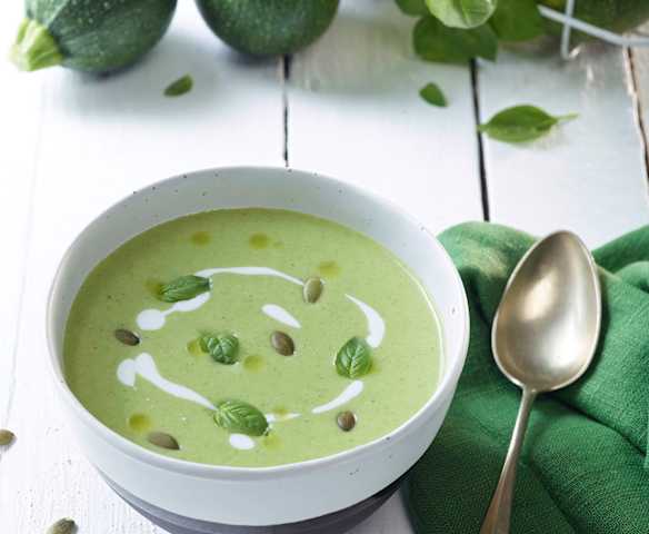 Yoğurtlu Fesleğenli Kabak Çorbası