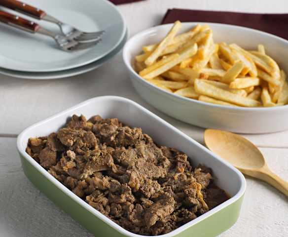 Hígado encebollado al vino de Jerez