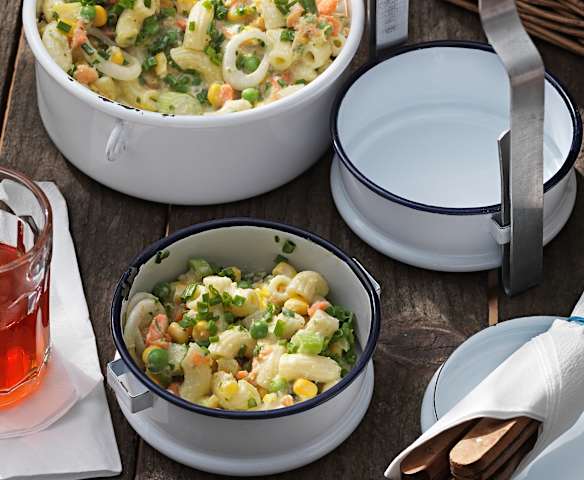 Nudelsalat mit Joghurtdressing