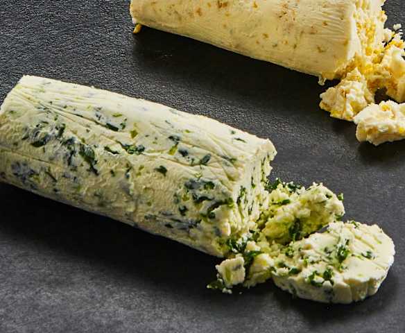 Mantequilla de ajo y perejil