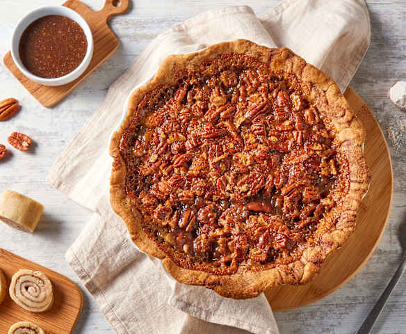 Bourbon Pecan Pie with Cinnamon Roll Crust Bourbon Pecan Pie with Cinnamon Roll Crust