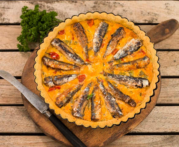 Tarte de sardinha em conserva
