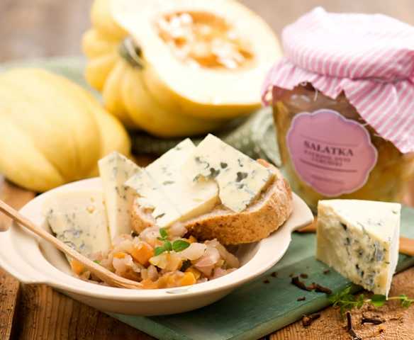 Sałatka z cukinii, dyni i gruszki