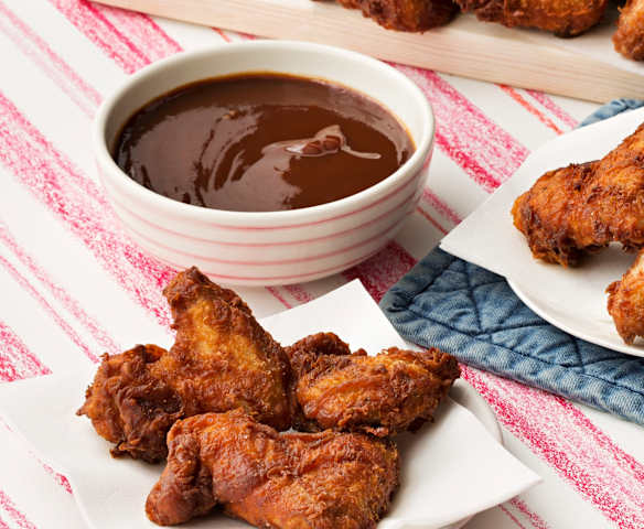Hot crunchy wings (Alitas de pollo picantes crujientes)