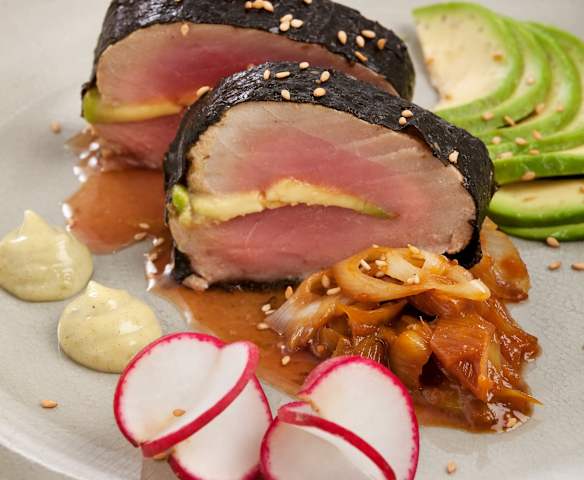 Solomillo de atún marinado en miso